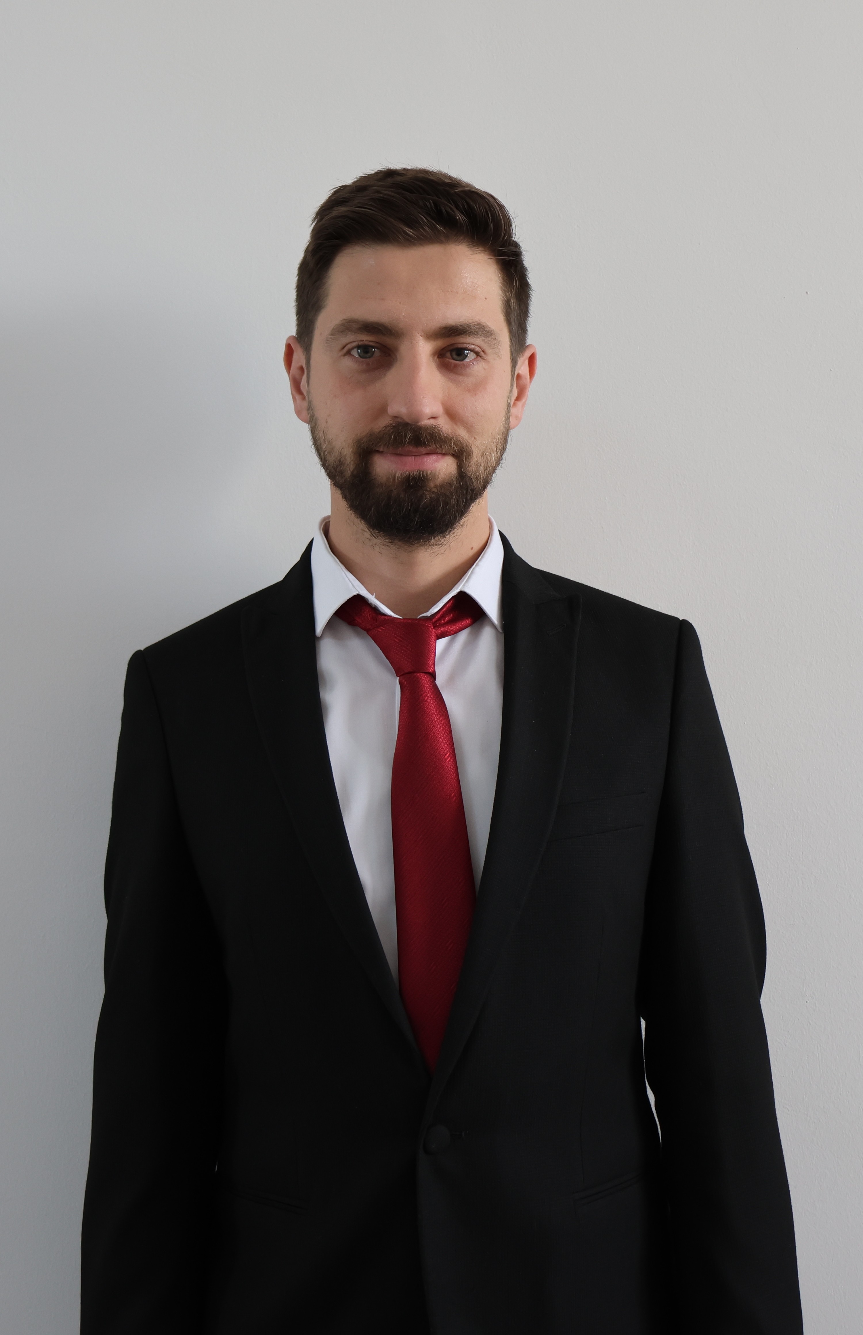 Esad Karakoç